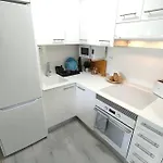 Centrico 221 By Casas Cocodrilo *